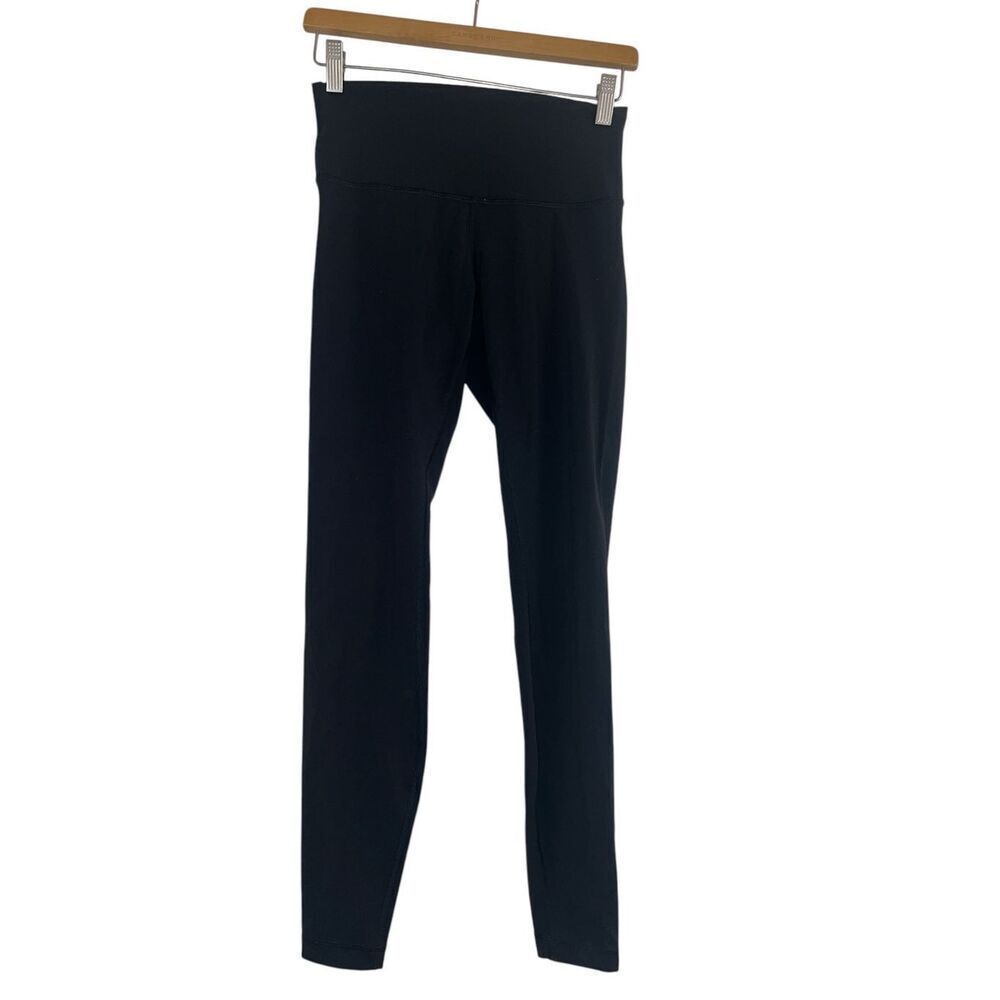 ✨Lululemon Wunder Under Hi-Rise Black Sz 6 Tight✨ - Picture 6 of 9